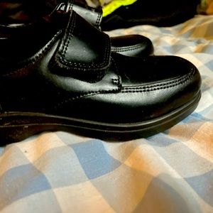 Boy hush puppies dress shoe